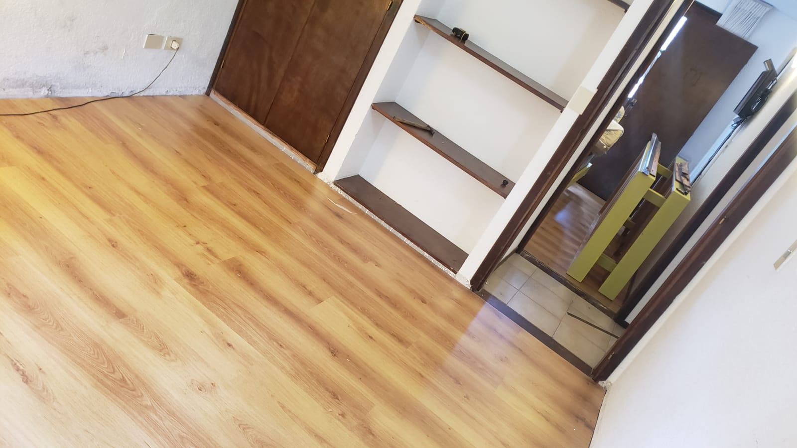 Nuevos pisos flotantes en dormitorios