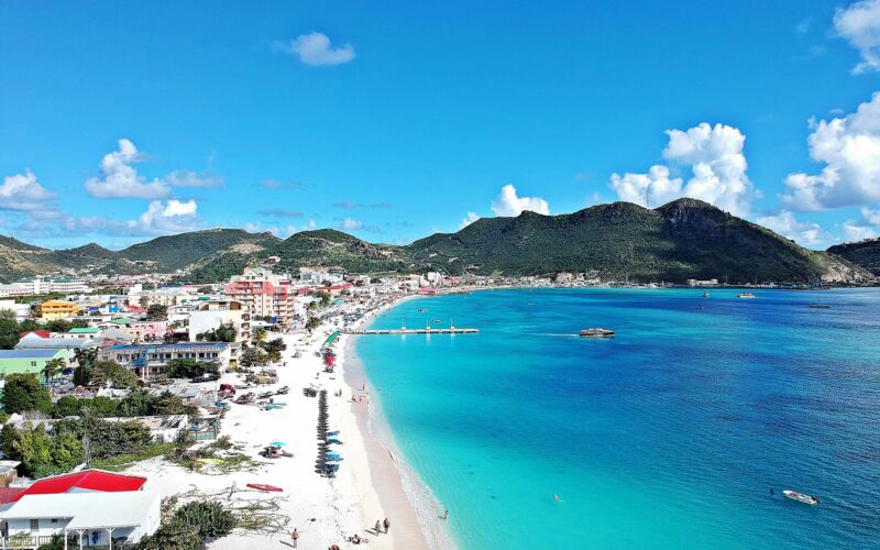 Rincón del Planeta: Saint-Martin / Sint Maarten: una isla, dos identidades