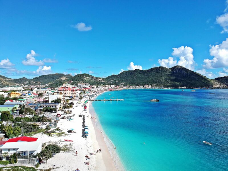 Rincón del Planeta: Saint-Martin / Sint Maarten: una isla, dos identidades
